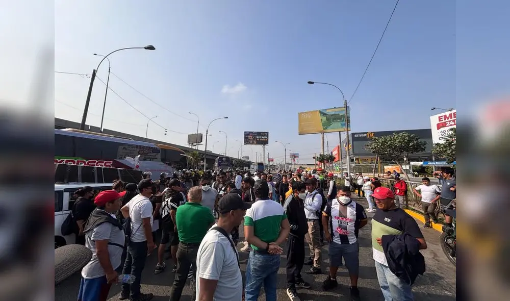 Paro de transportistas dejó a cientos de miles sin movilidad en Lima y Callao. Foto: Grecia Infante. Paro de transportistas dejó a cientos de miles sin movilidad en Lima y Callao. Foto: Grecia Infante.