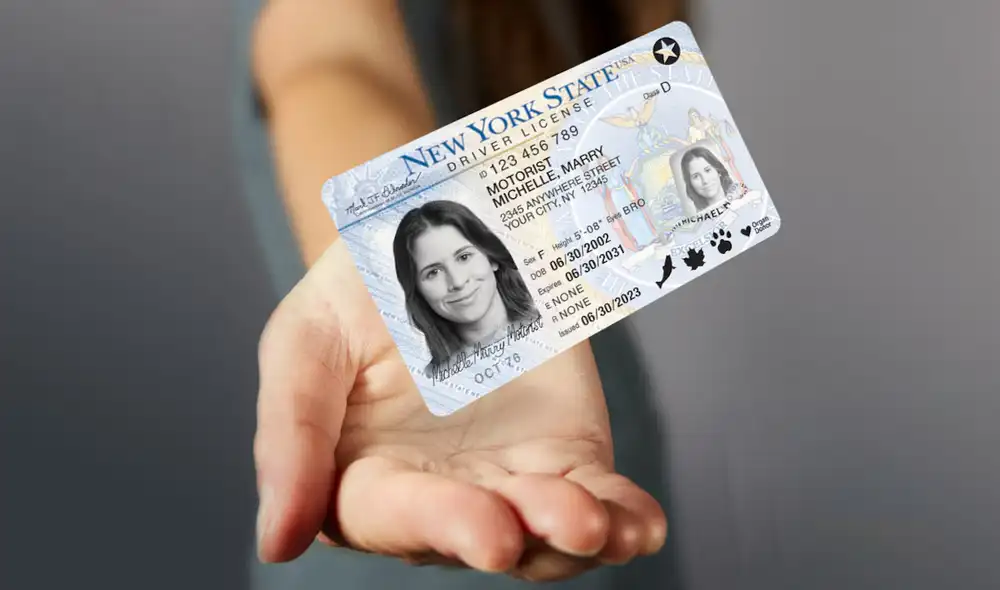 La Real ID en Nueva York será obligatoria para quienes deseen abordar vuelos nacionales o ingresar a ciertas instalaciones federales. Foto: DMV