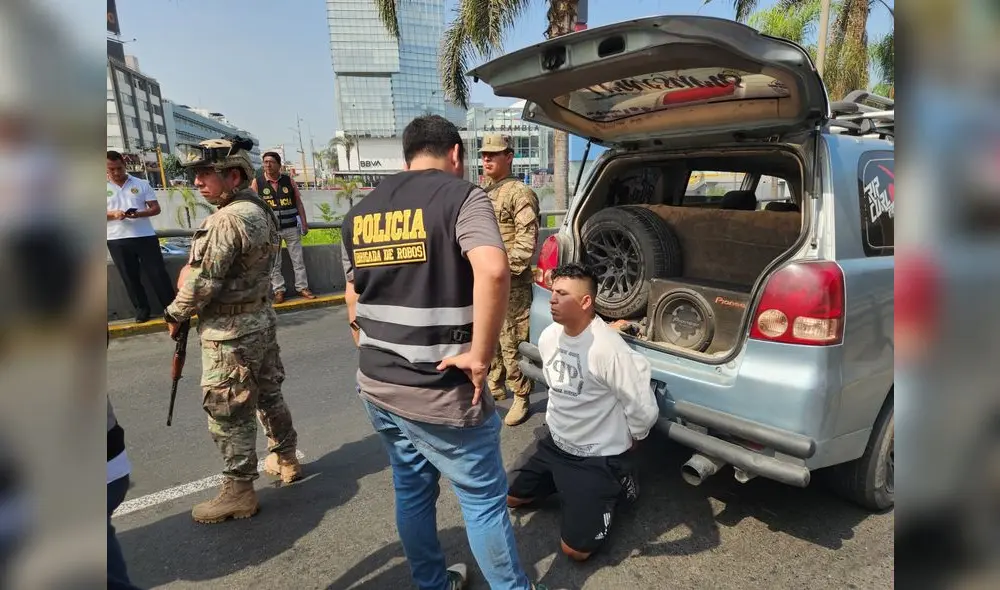 Capturan a sujeto que amenazaba a colectiveros en la avenida Javier Prado