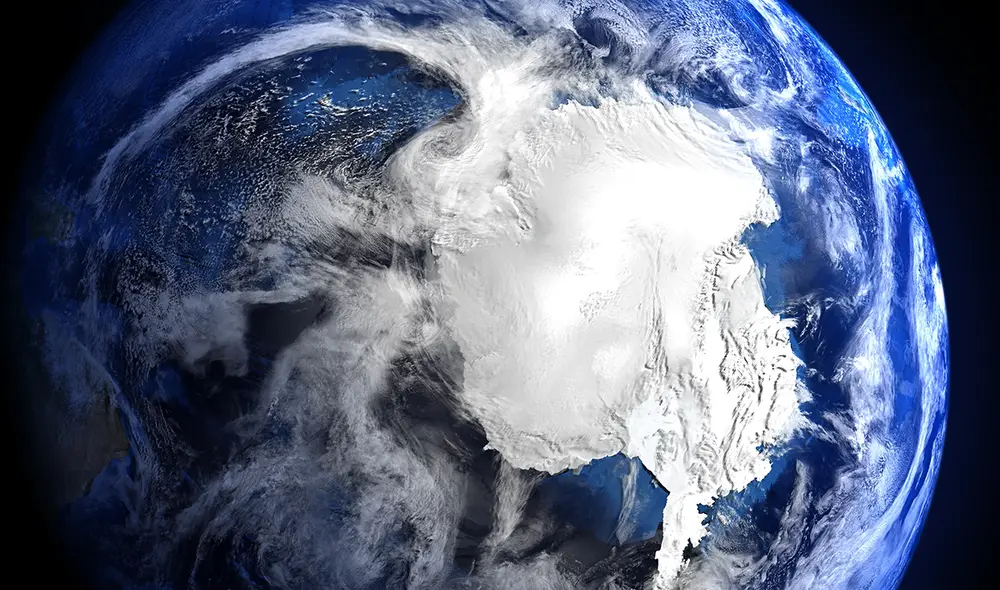 Investigadores teorizan que un meteorito que cayó en la Antártida hace millones de años podría haber provocado un gigantes cráter. Foto: IStock