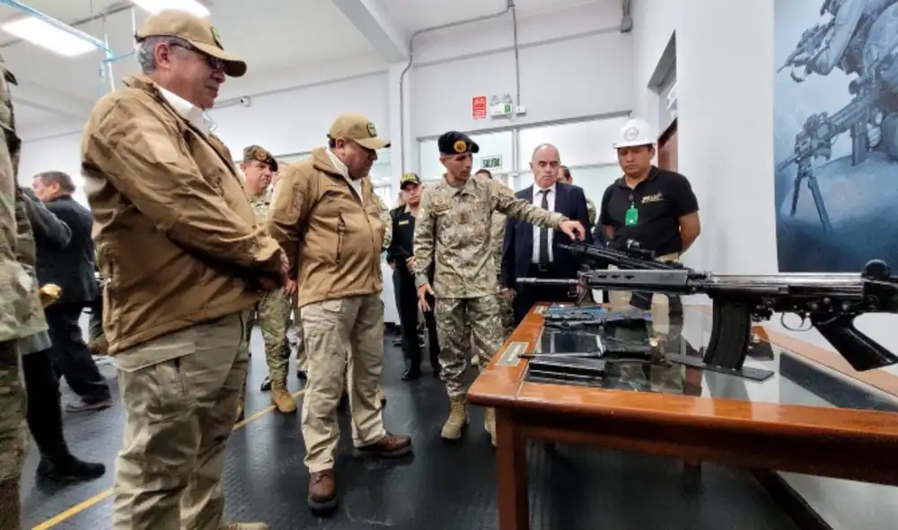 IWI y FAME señalan que en el Perú se hizo el montaje de los fusiles Arad 7 con componentes fabricados en Israel. Foto: Mindef. IWI y FAME señalan que en el Perú se hizo el montaje de los fusiles Arad 7 con componentes fabricados en Israel. Foto: Mindef.