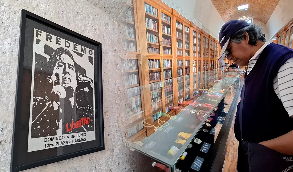 Varios de los libros están autografiados por otros literatos. Créditos: Wilder Pari / La República. Varios de los libros están autografiados por otros literatos. Créditos: Wilder Pari / La República.