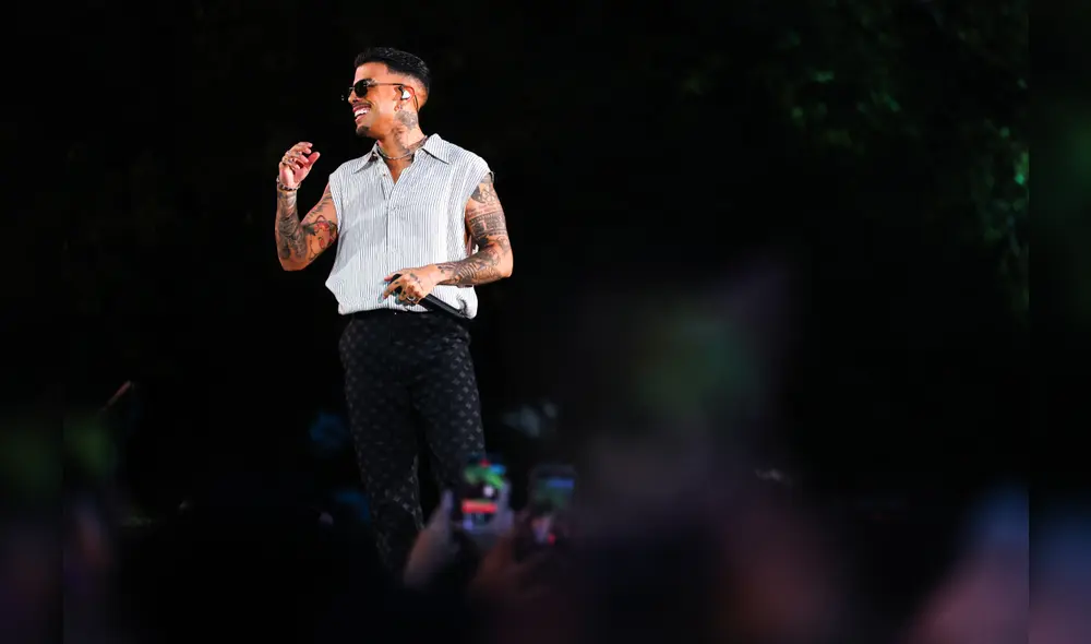 Los boletos para ver a Rauw Alejandro varían según la ciudad y la zona del recinto. Foto: AFP