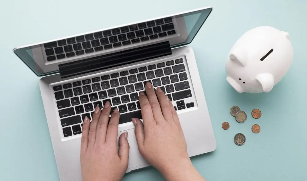 La iniciativa busca empoderar a la comunidad de Miami-Dade con herramientas para mejorar la estabilidad económica a largo plazo. Foto: Freepik