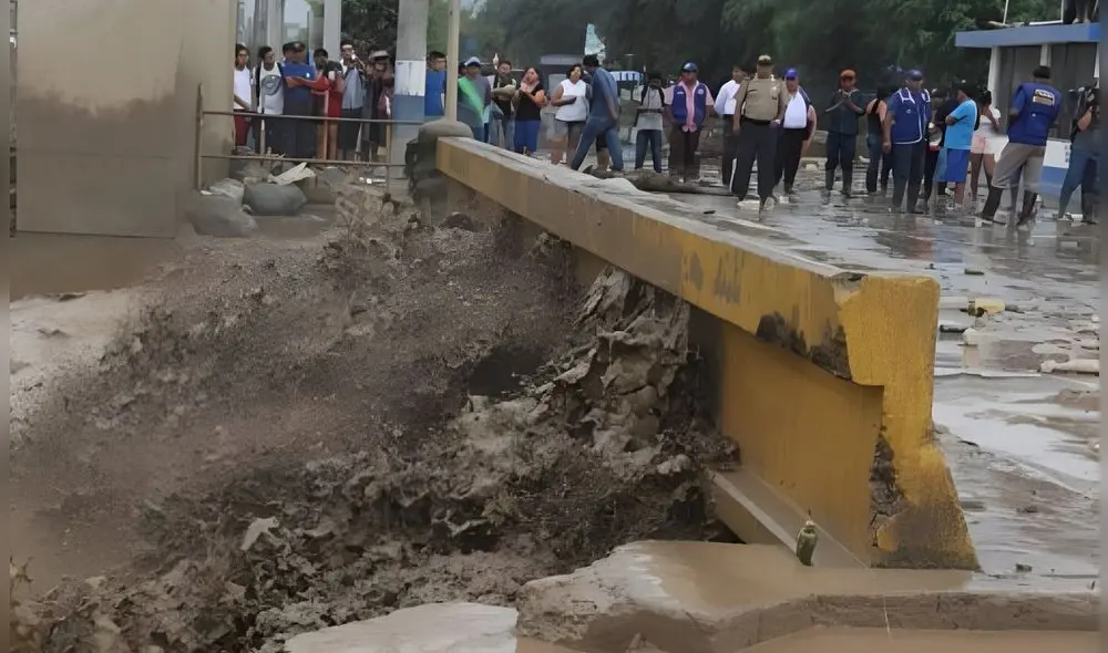Existe un puente con una inversión de 10.000 soles que está a punto de colapsar por grietas y rajaduras. Foto: Composición LR/CDN