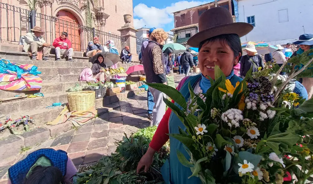 Comerciantes adquirieron conocimientos sobre las plantas de sus padres y abuelos. Foto: Luis Álvarez - La República.