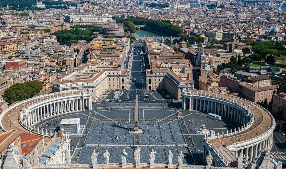 Es considerado estado y no recibe ordenes de Italia ni de la Unión Europea. Foto: CNN Es considerado estado y no recibe ordenes de Italia ni de la Unión Europea. Foto: CNN