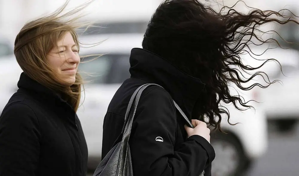 Senamhi señaló que se registrarán vientos de moderada a fuerte intensidad en la sierra central y sur del Perú. Foto: Andina/IA