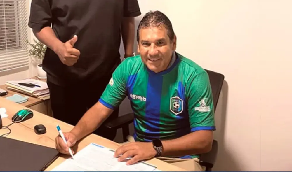 Carlos Cortijo dirigirá a Santa Elena de la Liga 3 de Ecuador. Foto: X/Carlos Cortijo