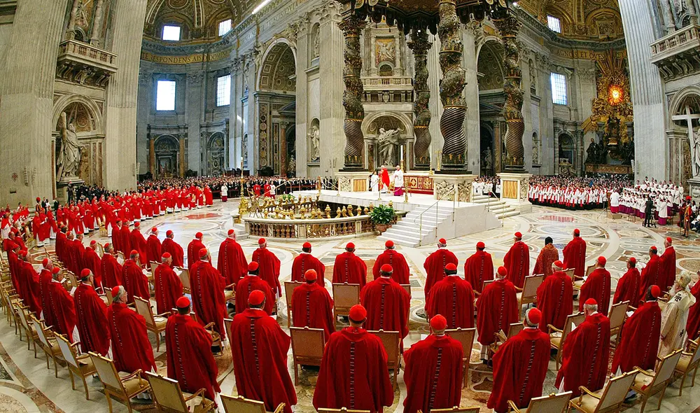 Tras la muerte del Papa Francisco, el Vaticano se prepara para un histórico cónclave donde arzobispos y cardenales elegirán al próximo líder de la Iglesia. Foto: EFE Tras la muerte del Papa Francisco, el Vaticano se prepara para un histórico cónclave donde arzobispos y cardenales elegirán al próximo líder de la Iglesia. Foto: EFE