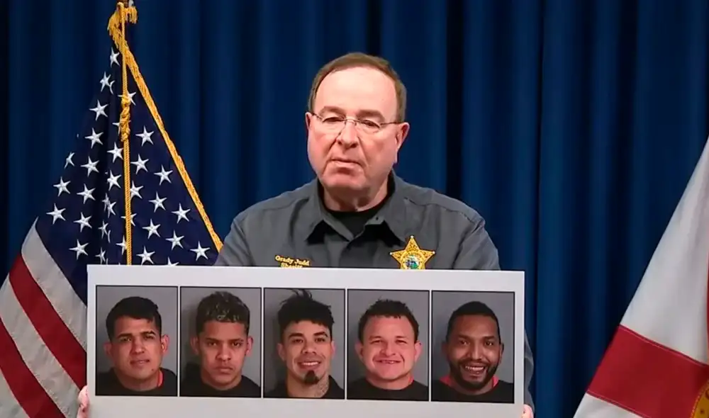 Los cinco detenidos por autoridades de Florida enfrentan cargos por hurto organizado en comercios y robo. Foto: difusión