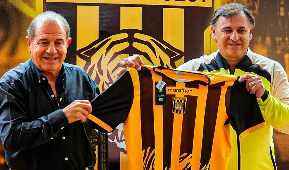 Antes de llegar al Tigre, Carlos Bustos solo había dirigido a un club en Bolivia. Foto: The Strongest