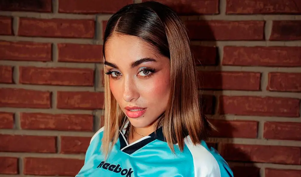 María Becerra, cantante argentina, fue operada de urgencia. Foto: Facebook.