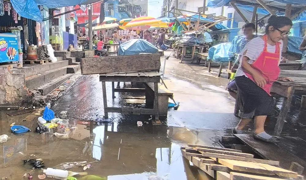 Comerciantes piden reubicación a zona con mayor salubridad. Foto: Yazmín Araujo - La República.