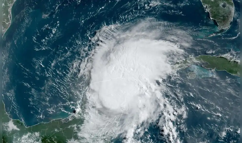 Una imagen satelital del huracán Beryl, en la costa de Texas en julio de 2024. Foto: AFP
