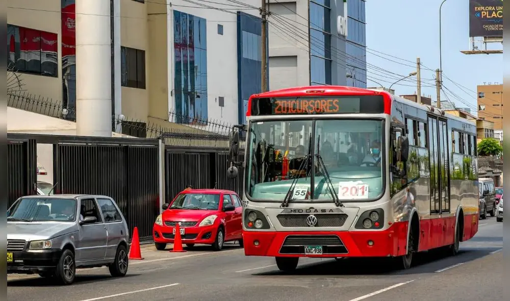 Concesionario del Corredor Rojo y ATU se pronunciaron tras ataque a balazos contra un bus en Ate. Foto: Gob