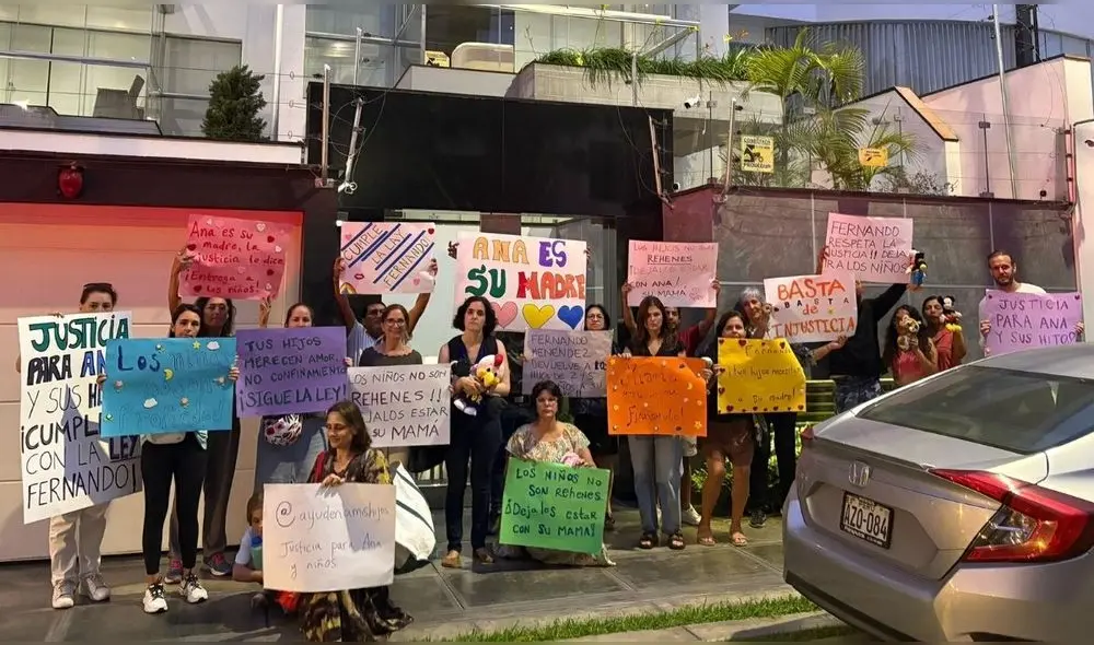 Ana apenas ve a sus hijos tres veces por semana, gracias a algunas demandas a su favor. Foto: Ayuden a Mis Hijos en X Ana apenas ve a sus hijos tres veces por semana, gracias a algunas demandas a su favor. Foto: Ayuden a Mis Hijos en X