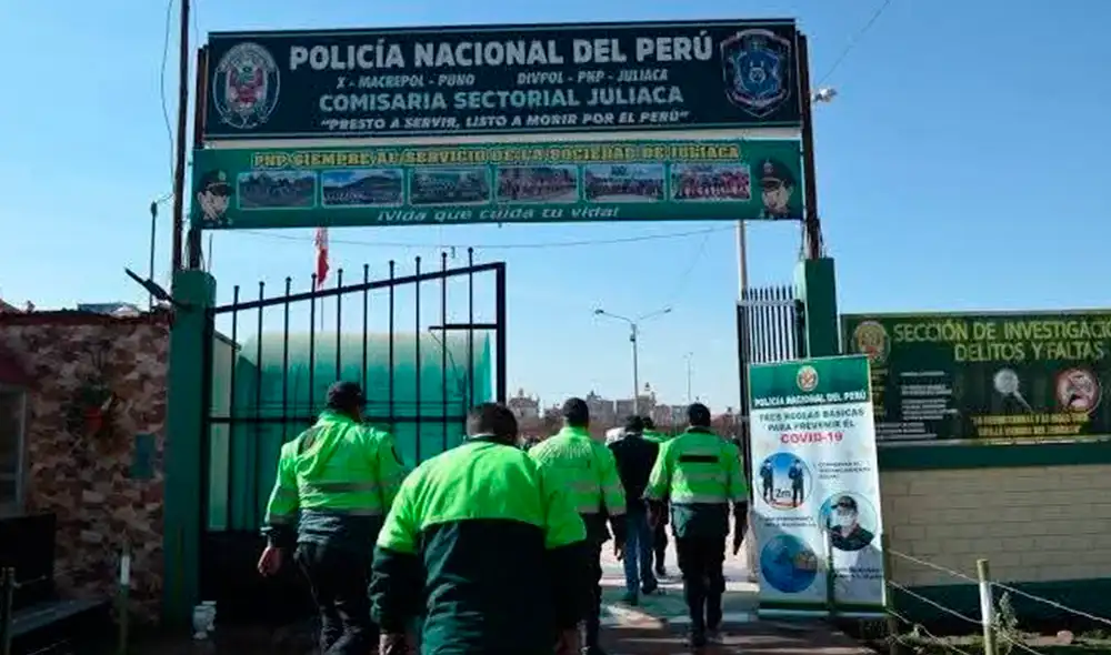 Efectivos pidieron coima a una comerciante de zapatillas. Créditos: Cortesía