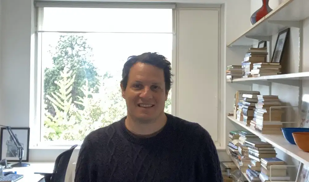 Adrián Lerner opina que el Perú está situado hoy del lado de los sectores ultraconservadores de la derecha global. Fotografía: Archivo de Adrián Lerner. Adrián Lerner opina que el Perú está situado hoy del lado de los sectores ultraconservadores de la derecha global. Fotografía: Archivo de Adrián Lerner.