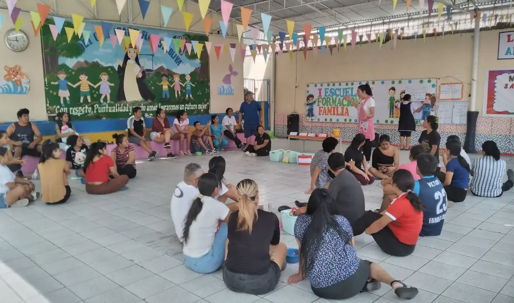 Padres deben involucrarse en la educación de sus hijos. Foto: Minedu