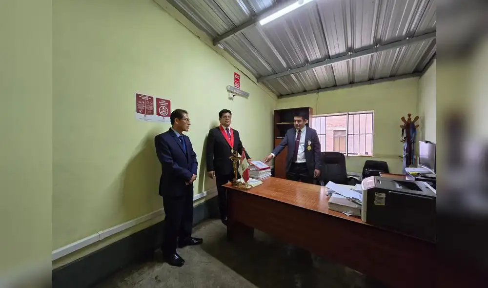 El titular instó a continuar ofreciendo una atención adecuada, enfocándose en los usuarios más vulnerables del distrito. El titular instó a continuar ofreciendo una atención adecuada, enfocándose en los usuarios más vulnerables del distrito.