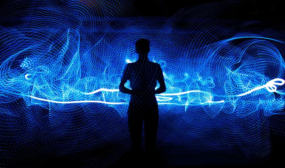 Un mecanismo electromagnético puede ser más importante que la activación de las neuronas en nuestro cerebro para explicar nuestra conciencia. Foto: Nolan Juneau