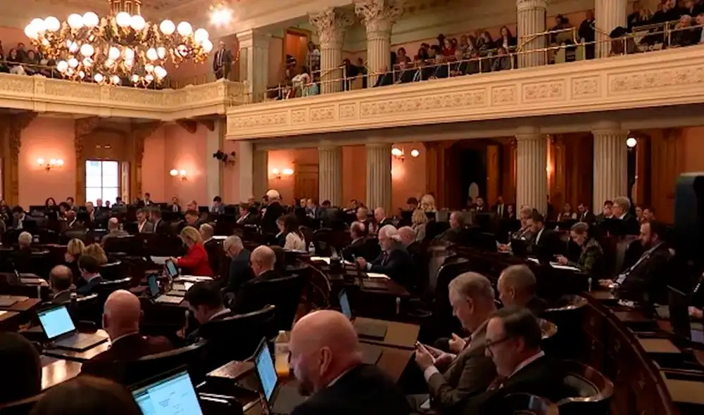 El proyecto de ley HB 26 fue presentado en la Cámara de Representantes de Ohio. El proyecto de ley HB 26 fue presentado en la Cámara de Representantes de Ohio.