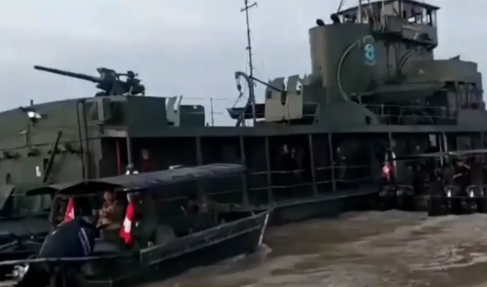 Buque BAP se hundió tras colisionar contra una plataforma fluvial en el río Amazonas. Foto: Canal N