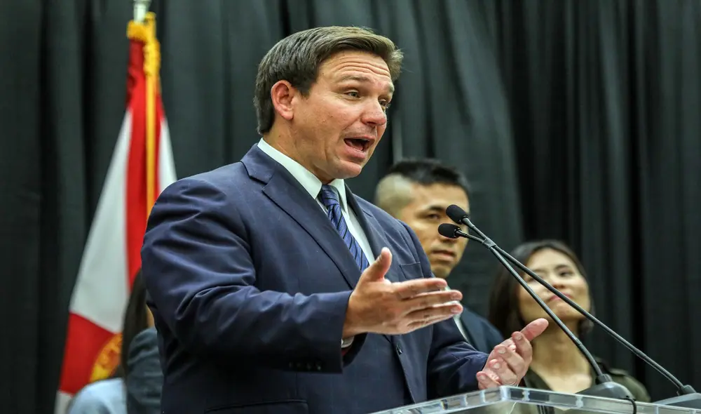 El gobernador de Florida, Ron DeSantis, señaló que se realiza el mayor esfuerzo de control migratorio en su estado en su estado en años.