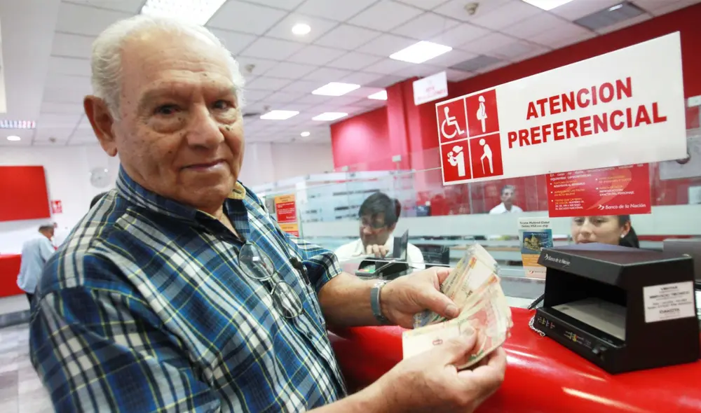 Los canales de operación del Banco de la Nación tienen diferentes límites para retirar dinero en efectivo. Foto: composición LR/Andina