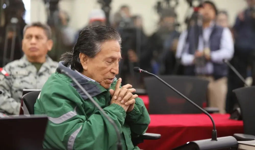 el Poder Judicial sentenció a 20 años y 6 meses de prisión efectiva contra el expresidente Alejandro Toledo por los delitos de colusión y lavado de activos tras favorecer a la empresa Odebrecht por la construcción de los tramos 2 y 3 de la carretera Inter