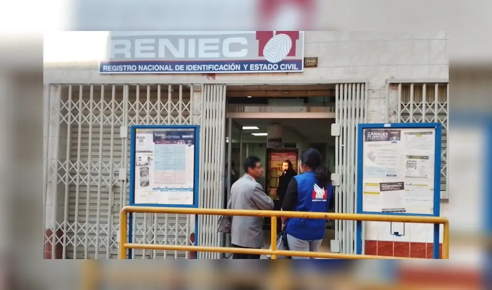 Una dirección incorrecta puede generar dificultades al momento de acudir al local de votación asignado. Foto: Andina