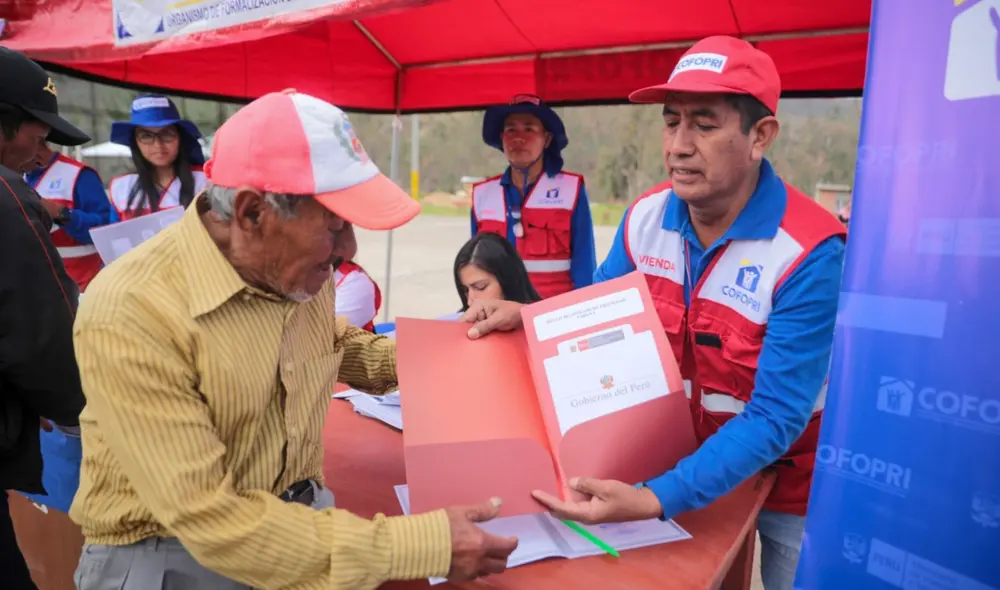 Cofopri se encarga de la formalización de terrenos informales en todo el territorio peruano. Foto: Andina