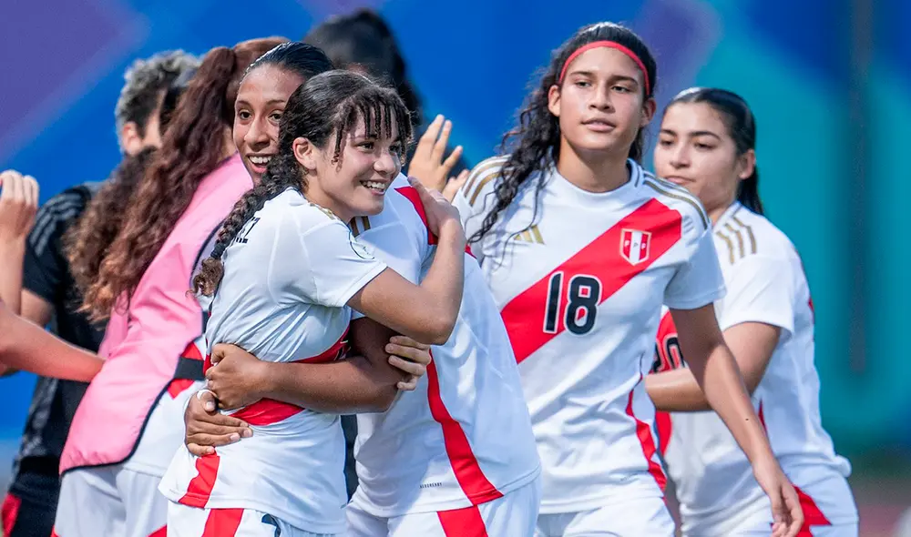 Aldana Rodríguez fue la figura de la cancha con tres goles. Foto: X/La Bicolor Aldana Rodríguez fue la figura de la cancha con tres goles. Foto: X/La Bicolor