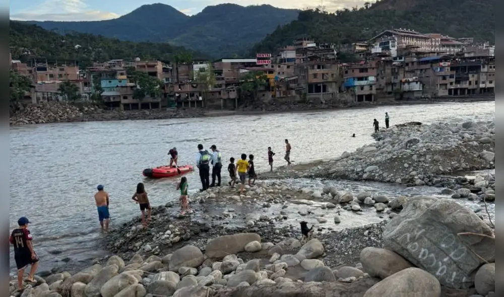 Menor se ahoga en el río. Familiares buscan su cuerpo. Foto: Andina