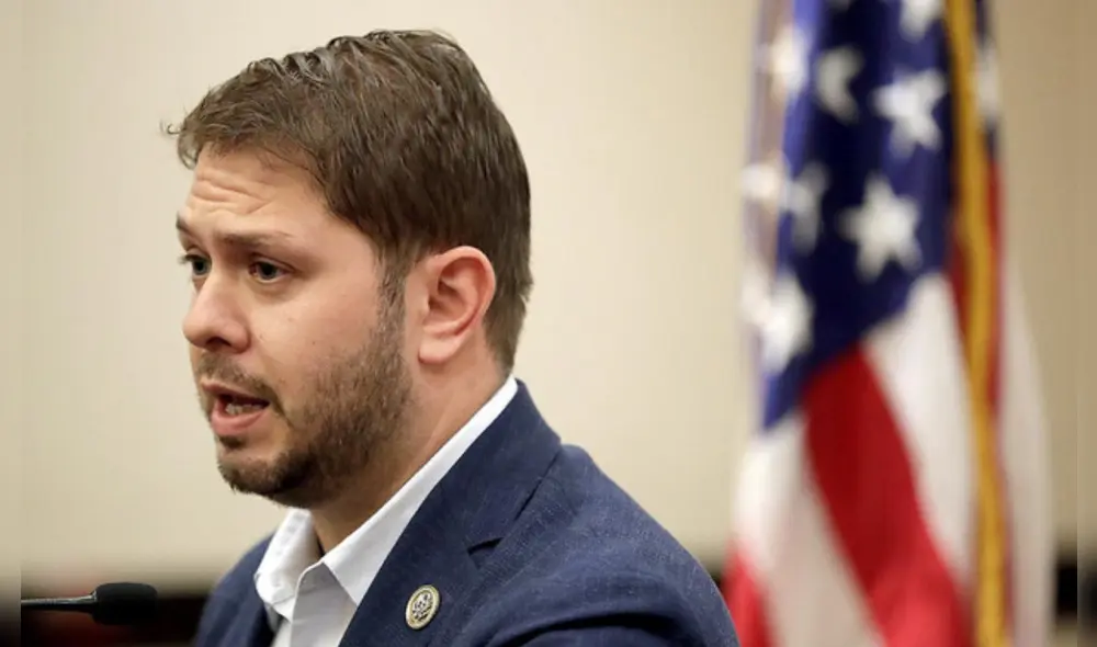 La propuesta de Gallego surge mientras crece el debate nacional por una reforma migratoria. La propuesta de Gallego surge mientras crece el debate nacional por una reforma migratoria.