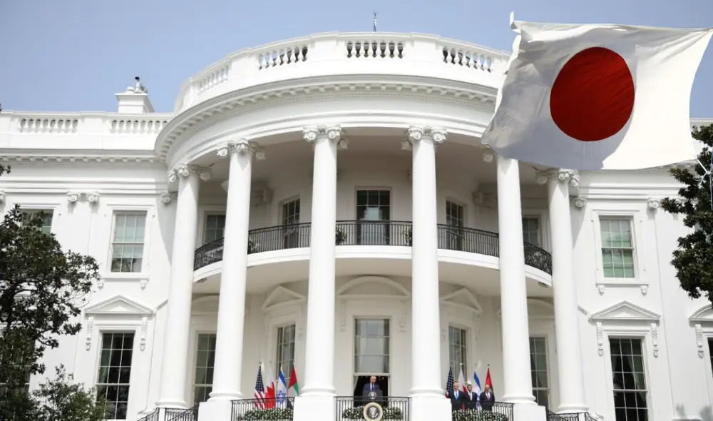 La decisión estadounidense complica más las relaciones comerciales bilaterales. Foto: composición LR