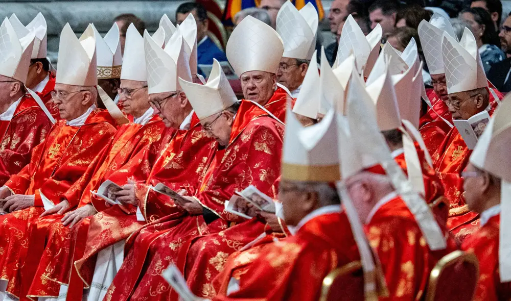 Los cardenales tienen diferentes tipos de vestimenta para cada ocasión Foto: GQ México