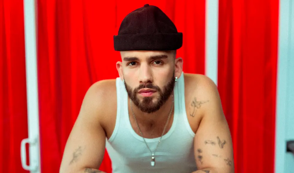 El artista urbano, conocido por éxitos como ‘La Bachata’, ofrecerá un espectáculo inolvidable en el Multiespacio Costa 21. Foto: difusión.