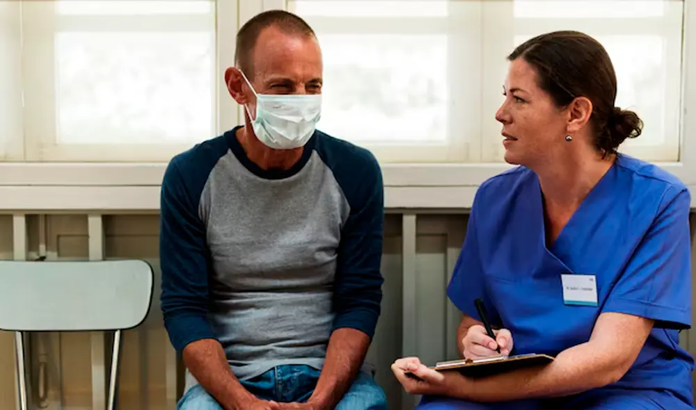 El proyecto de ley SB 1268 obliga a los hospitales que reciben fondos del programa AHCCCS a consultar el estatus migratorio. Foto: Freepik El proyecto de ley SB 1268 obliga a los hospitales que reciben fondos del programa AHCCCS a consultar el estatus migratorio. Foto: Freepik