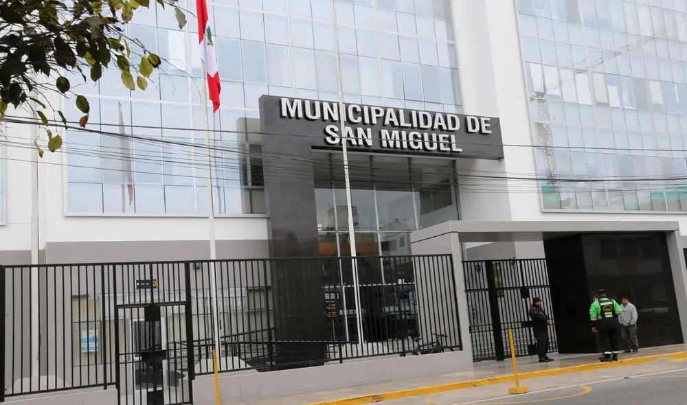 Interesados deberán cumplir con requisitos específicos según la vacante a la que postulen. Foto: composición LR/Andina