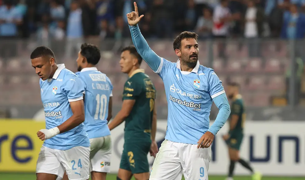 Martín Cauteruccio anotó sus primeros goles con Sporting Cristal en esta Copa Libertadores 2025. Foto: Carlos Félix/GLR