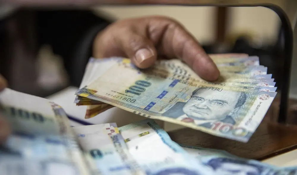 Empresas deben depositar este beneficio económico a trabajadores formales entre el 1 y 15 de mayo de 2025. Foto: composición LR/Andina Empresas deben depositar este beneficio económico a trabajadores formales entre el 1 y 15 de mayo de 2025. Foto: composición LR/Andina