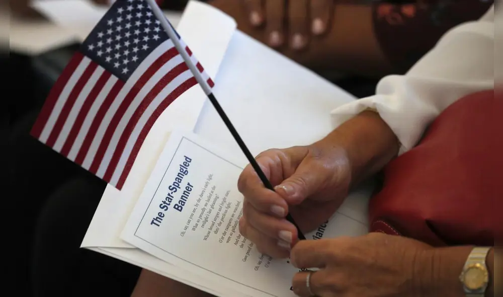 Rendir el examen de ciudadanía en español en 2025 facilita el acceso al proceso de naturalización en Estados Unidos.
