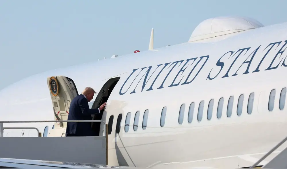 Donald Trump evalúa aceptar lujoso Boeing 747-800 de la familia real de Qatar como próximo Air Force One. Foto: El Español Donald Trump evalúa aceptar lujoso Boeing 747-800 de la familia real de Qatar como próximo Air Force One. Foto: El Español