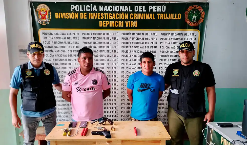 En su poder se les halló explosivos y armas de fuego. Créditos: PNP