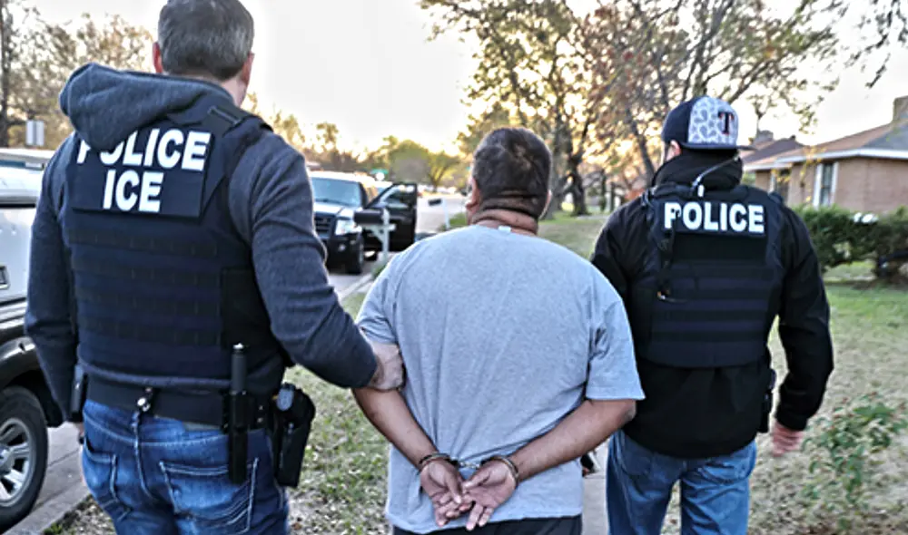 Las redadas de ICE en Texas continúan generando preocupación entre los inmigrantes en 2025.