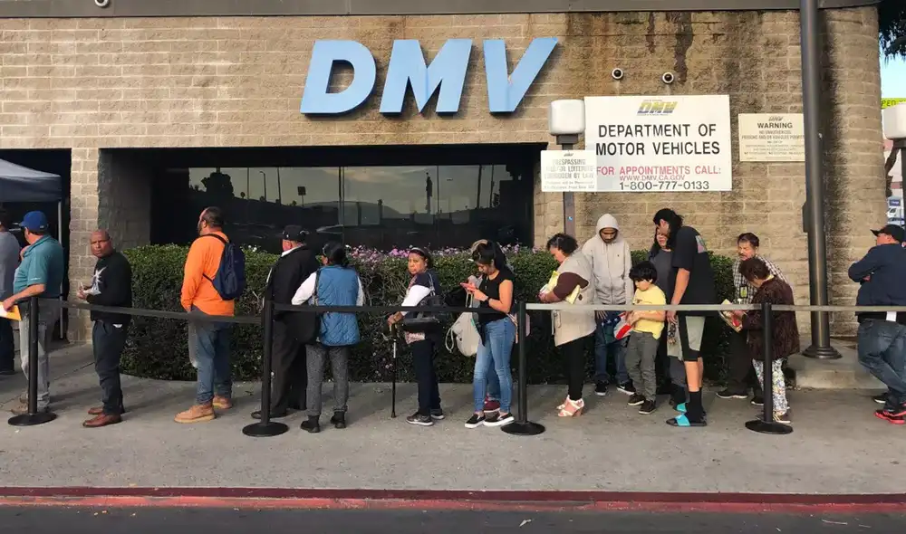El DMV de California brinda recomendaciones para evitar estafas sobre la Real ID