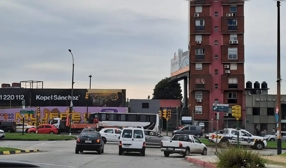Apagón en Montevideo: UTE identifica falla técnica en subestación de alta tensión. Foto: EL PAÍS Uruguay Apagón en Montevideo: UTE identifica falla técnica en subestación de alta tensión. Foto: EL PAÍS Uruguay