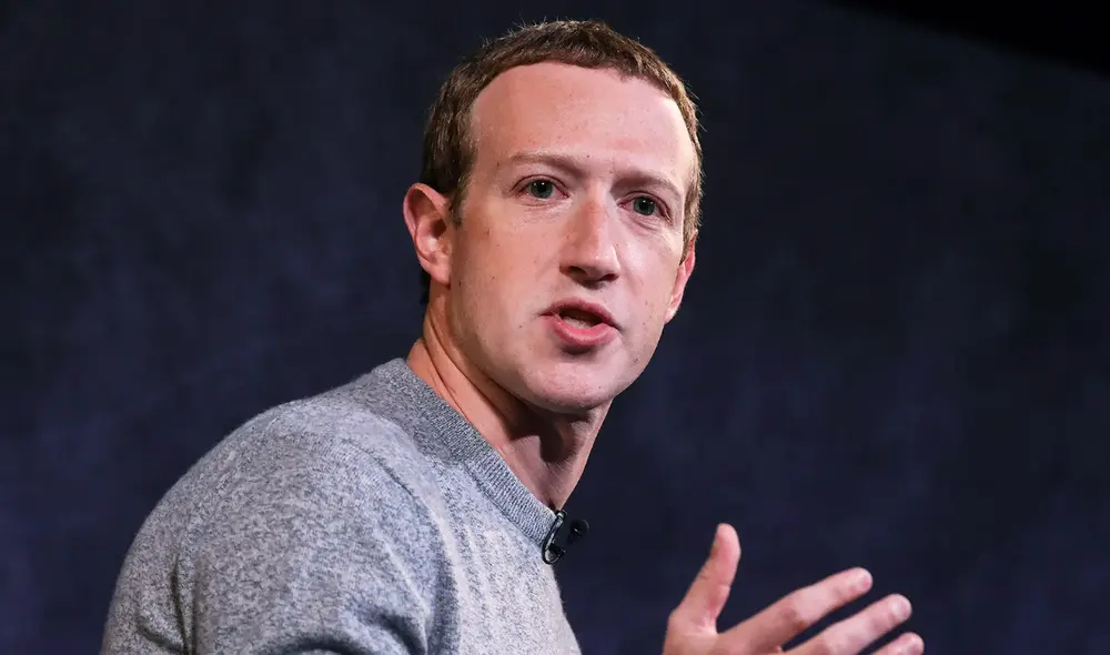 Mark Zuckerberg, CEO de Meta, ha anunciado una revolución tecnológica que podría marcar el fin de los teléfonos celulares tal como los conocemos. Foto: GettyImages Mark Zuckerberg, CEO de Meta, ha anunciado una revolución tecnológica que podría marcar el fin de los teléfonos celulares tal como los conocemos. Foto: GettyImages